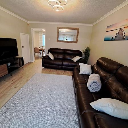 Вилла Modern Living In Hull Кингстон-апон-Халл Экстерьер фото