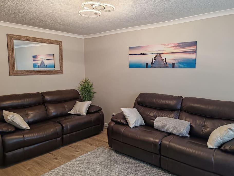 Вилла Modern Living In Hull Кингстон-апон-Халл Экстерьер фото